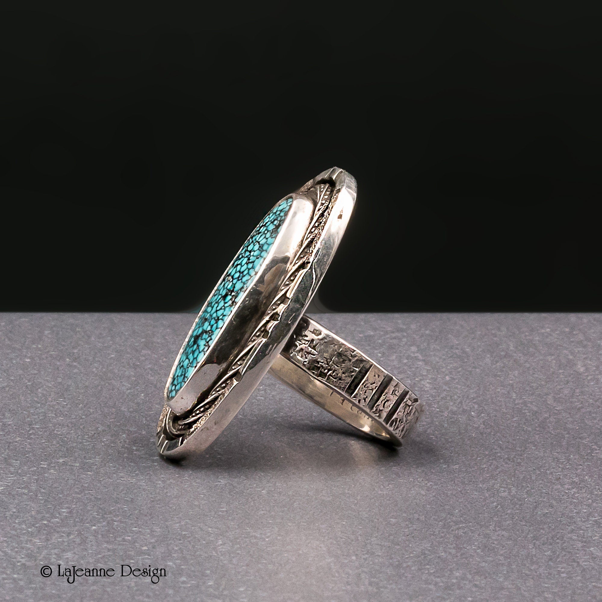 Size 8- Kingman Turquoise Sterling Silver Ring | Southwest Style